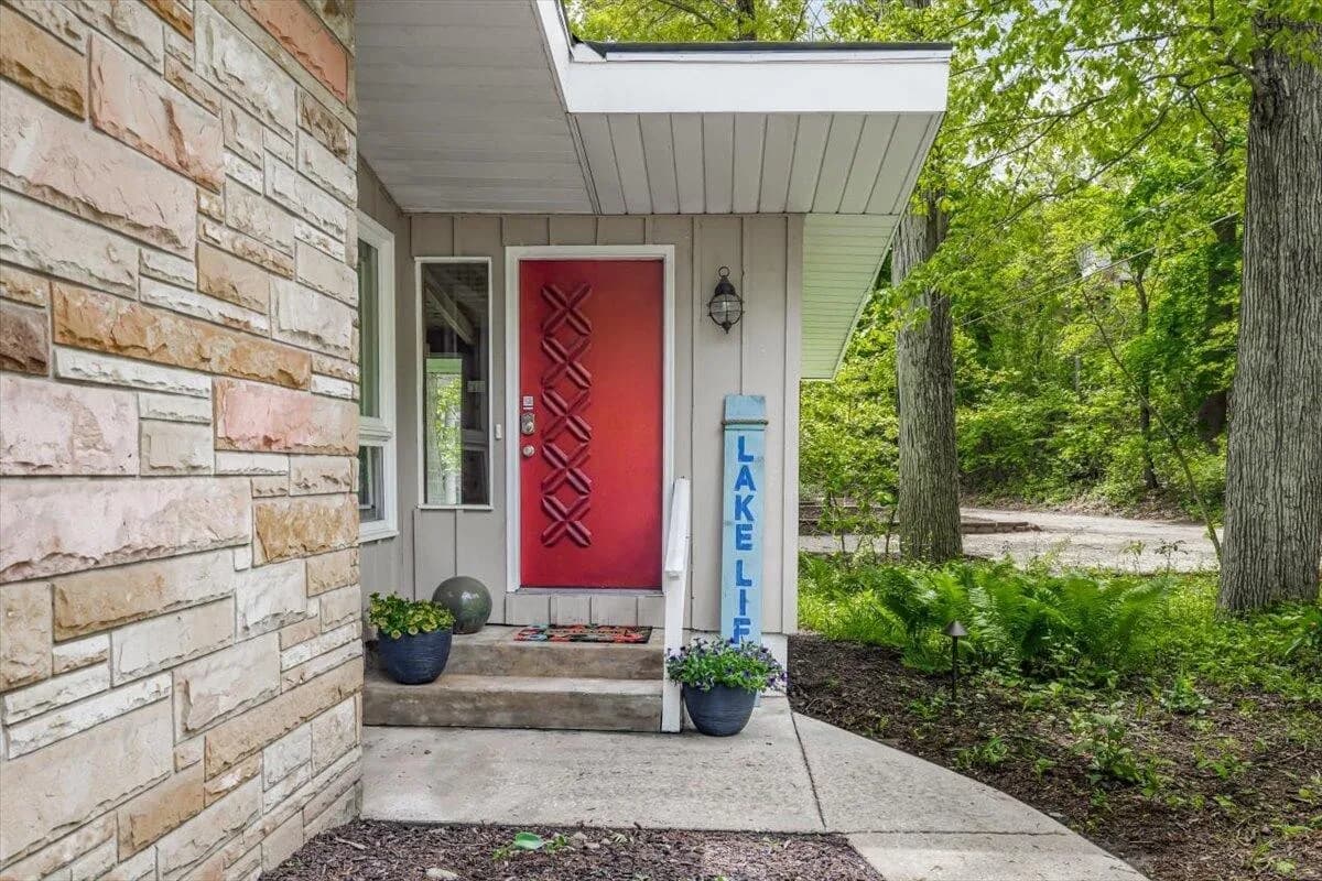 Front Entrance with Red Door & Lake Life Sign