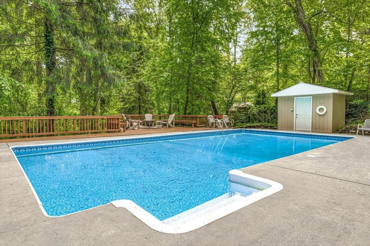 Swimming Pool with Pool House & Deck Furniture